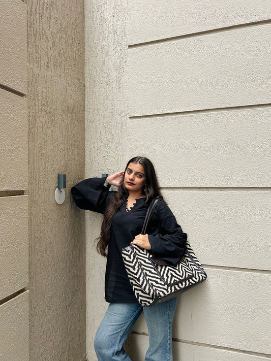 ZOE - Solid Black Kurti