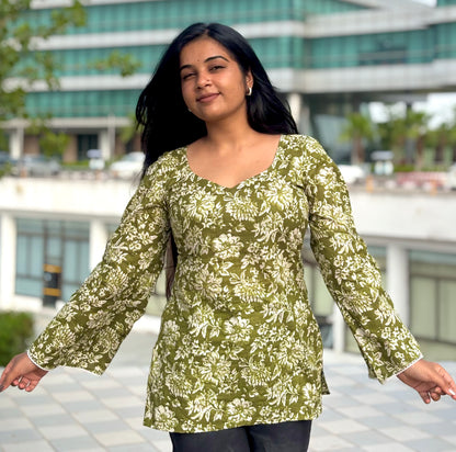 RASHA - Back Design Kurti