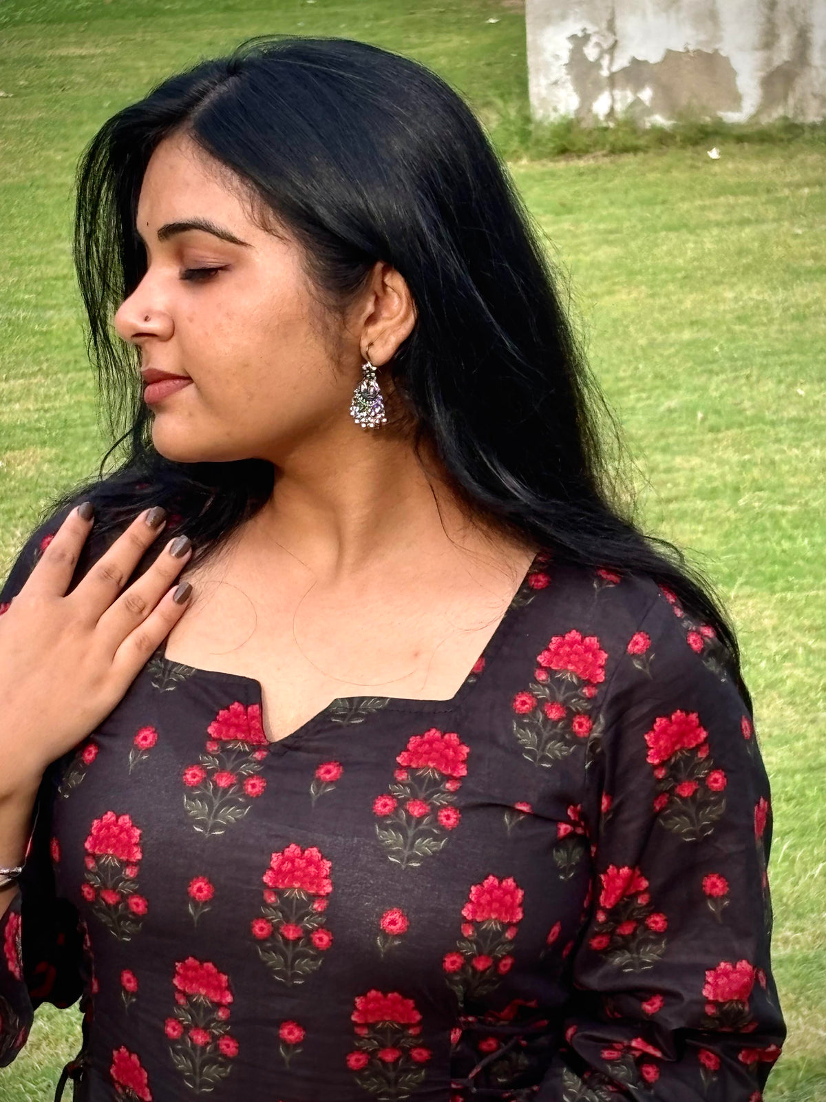 NIARA - side corset kurti